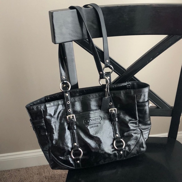 Coach Handbags - 🎉Price Drop 🎉 Coach Patent Leather Tote
